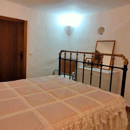 Alojamiento Rural, Cueva De La Abuela Cuevas del Campo Ngoại thất bức ảnh